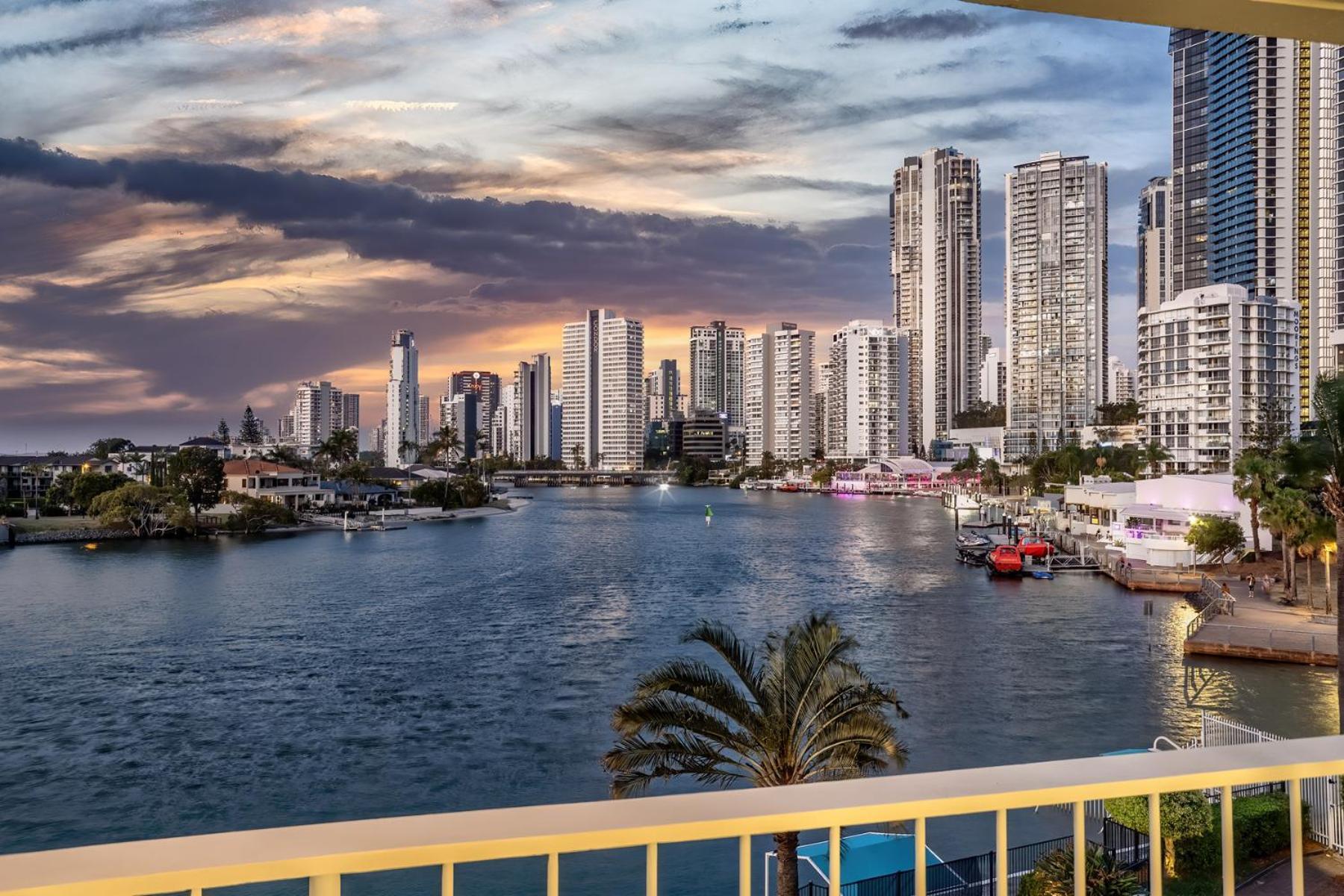 Amazing Water Views Surfers Paradise โกลด์โคสต์ ภายนอก รูปภาพ